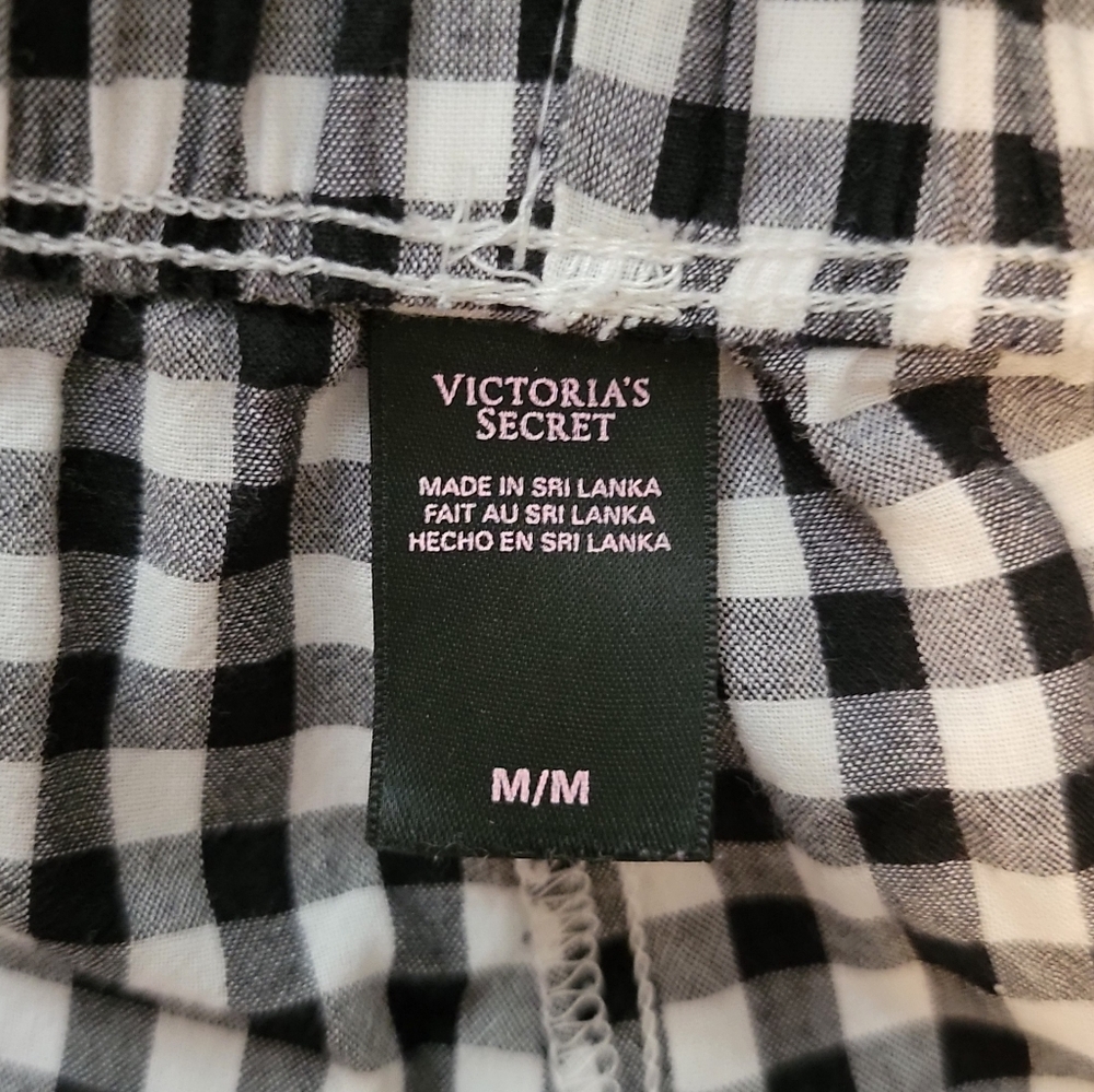 Victoria's Secret Black and White Gingham Sleep Shorts - Picture 4 of 5